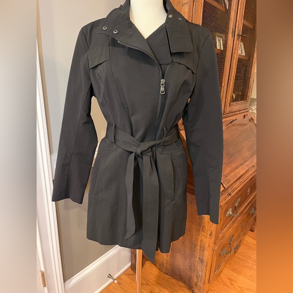 Vince Camuto Water Repellant Zip Trench - Picture 4 of 11